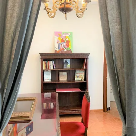Wide And Traditional- 2Bd 1Bth- Gavidia Seville Exterior photo
